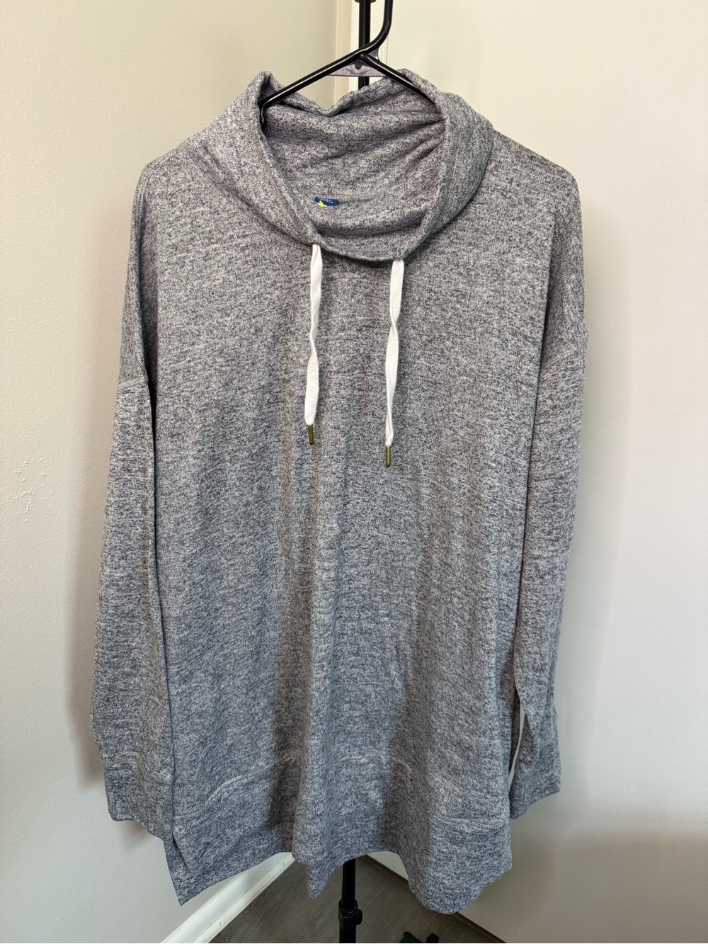 Old Navy Active Cowl Neck Pullover - XXL Tall